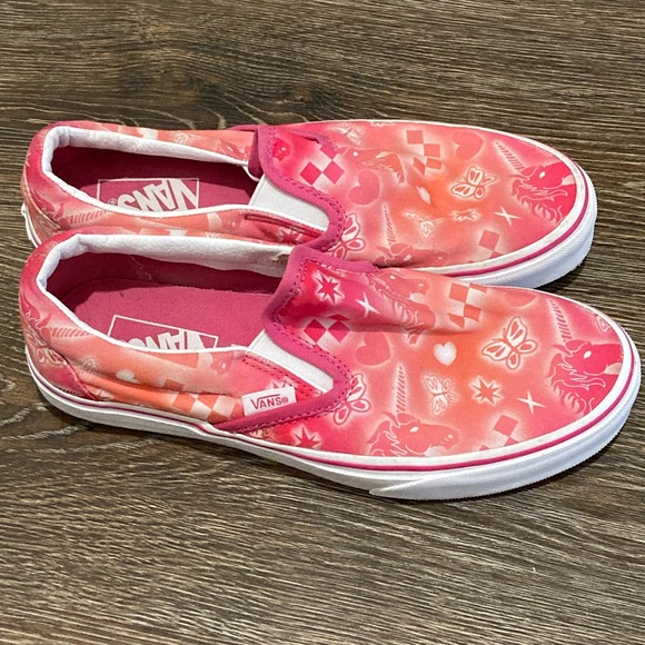 Vans Pink Graphic Slip-On Sneakers - Picture 4 of 9